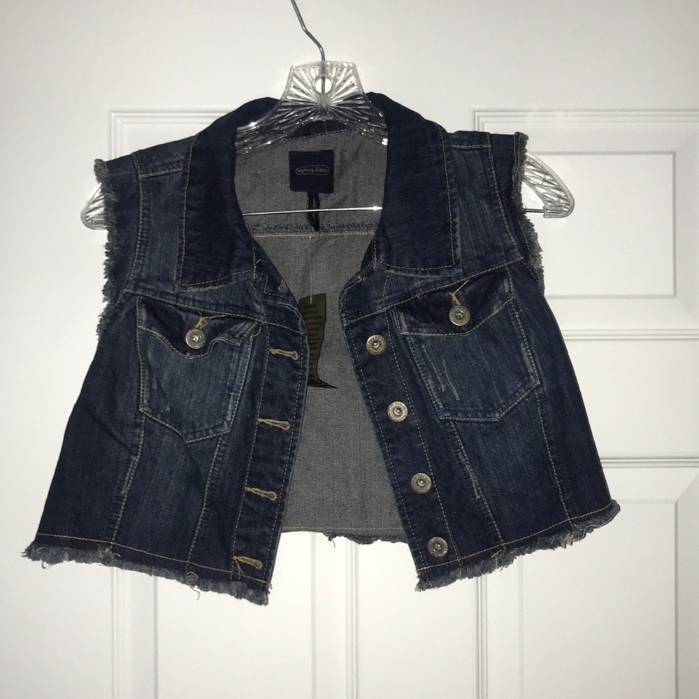 Cropped Denim Vest
